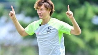 「忍者や」「なんちゅう跳躍力」ボルシアMG板倉滉の高すぎる“忍者ジャンプ”の決定的瞬間が話題！「いい写真！」「滉くんダンクも出来そう」などの声