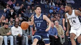 グリズリーズ・河村勇輝がダブルヘッダーで“15アシスト”記録…豪快ダンクお膳立てしファン歓声