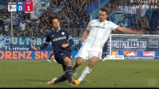 ふざけるなよ！ 三好康児、“危険レイトタックル”被弾の瞬間「足があああ！」 ガッツリ足を踏みつけられる→ピッチに倒れ込む「大丈夫かよ」