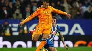 ムバッペに対するタックルの判定巡り2人の審判員に処分…警告で済んだ選手が決勝点を記録しレアルは敗戦