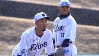 西武・外崎の複雑な胸中　「できればやりたくない」…勃発した“後輩”との定位置争い