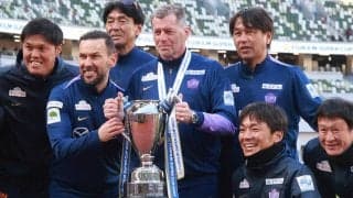 「非常に満足。魅力的なサッカーができた」チーム5度目のスーパー杯優勝、広島・スキッベ監督は18歳MF中島洋太朗を称賛「類い稀な才能を持った選手」