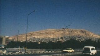 世界で最初の殺人が起きた国で｢W杯予選｣観戦、将軍からの｢温かいもてなし｣に【内戦で傷ついたシリアの人々の心を結ぶサッカー】(1)