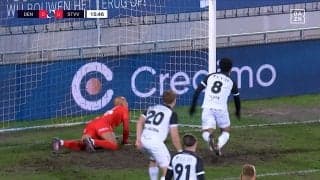 出たぞ“国防”神の手発動！小久保玲央ブライアン、「左手一本」超反応セーブの瞬間 相手選手に神対応も