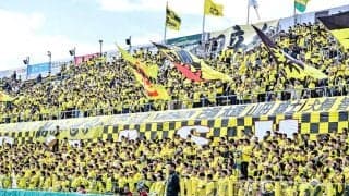 「うおおお尊い」「なんて胸熱な景色」J開幕イベント控え室での“アタル×タイヨウ”肩組みツーショットに反響！「岡山戦はみんなで一緒に挨拶来てくれたら嬉しいな」の声