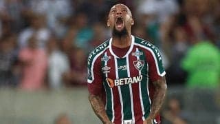 狂犬フェリペ・メロが引退して“絶口調”に？ 38歳フッキに振り切られた“スピード自慢”の現役セレソンを嘲笑う「みんなこのシーンを見たか？まったく…(笑)」