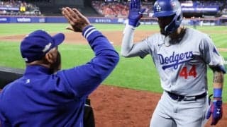 ドジャースがトレードに出しそうな「3人の名前」「登録枠が足りない」選手層の厚さが“頭痛の種”に