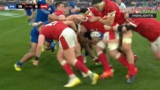 “赤き魂”の猛突進が止まらない！ウェールズ、怒涛のモール→トライに敵地のファンも騒然