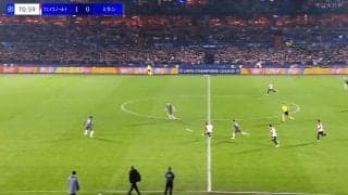 ミラン震撼の無双！“悪魔のウイング”がウォーカー制圧！「もう勘弁してくれ…」「天才か？」急加速ボール奪取→超ロングシュートの一部始終