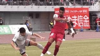 SNS騒然！ 話題の超巨漢FWルカオ、“ゴリゴリ突破”が衝撃映像級「はぇぇw」「高速重戦車だ」「生物的に強い」50m爆走→敵を吹っ飛ばした一部始終