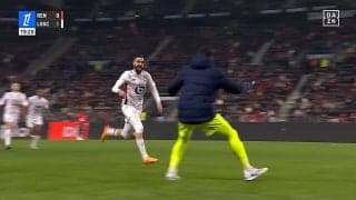 心臓疾患から奇跡の復活！ 元アルジェリア代表MFが復帰戦で劇的ゴール…広がった歓喜の輪「ドラマチックだな」SNS歓喜