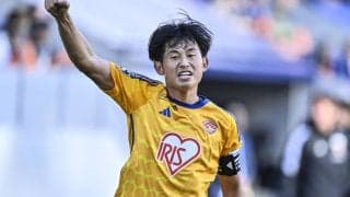 【2025年J2「開幕節」鳥栖VS仙台「徹底分析」】ロングボールに強いFWの粘りが生んだMF郷家の決勝ヘディングゴール　森山監督は「守り切る」ことに自信(2)