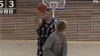 衝撃の結末！ 元横綱・鶴竜に何が起きた…？ 緊迫ムードの“ガチ対決”がヤバすぎる… 背後から相手に“圧”も「こっわ！」