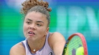  世界4位 脚負傷→続行も3回戦敗退 