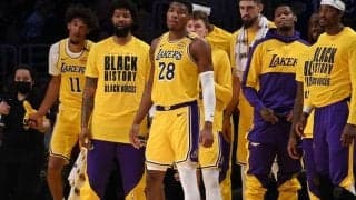 朝青龍がレイカーズホームゲームを観戦…八村塁にエール「頑張ってください」