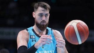 佐賀のフィーラーがリハビリ合間に日本語勉強「もっと勉強する必要がある」全治7カ月の大怪我で離脱中