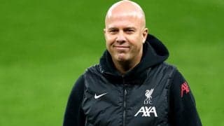 遠藤航が思わぬ形で称賛、ヌニェスの振る舞いに苦言のスロット監督が遠藤を引き合いに出す「ワタのような考え方が常に最善だと信じる」