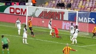 まさかのオウンゴールに小久保玲央ブライアンも“憮然” 予期せぬ軌道に「なす術なし」痛恨失点の瞬間