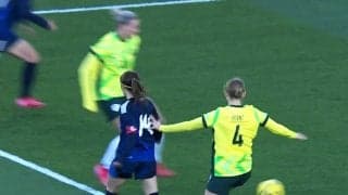 極上！ 長谷川唯が“なでしこのイニエスタやメッシ”だった決定的瞬間「うっま」「センスの塊」バルサ風ゴラッソを演出した“ベルベットパス”が刮目級