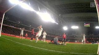 南野拓実が吠えた！ 絶妙ターン→全力スプリントの「決定的」瞬間 絶好機作るも決めきれず感情剥き出し…SNSも反応