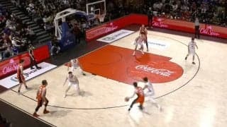 きたあああ！ 日本代表PG、急加速する“超高速ドライブ”炸裂「相手が可哀想」 モンゴル代表の守備陣を一瞬で切り裂く瞬間「速すぎ」「ぶっちぎった」