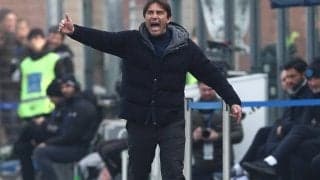 インテルとの直接対決を前に首位を奪われたナポリ、コンテ監督は後半のペースダウンを悔やむ｢伝えていたこととは逆のことをした｣