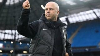 「監督には脱帽」プレミア首位快走のスロット監督をリバプールOBも絶賛、シティ撃破の戦術は「素晴らしかった」