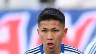 Ｊリーグ序盤戦３バックのチームに明暗 １トップ２シャドーのキャラクターが成否を決める