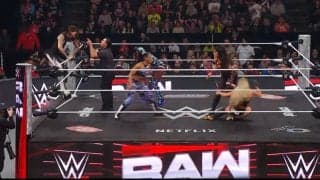 前代未聞！ 女子タッグ王座戦に男子レスラーが乱入 まさかの“蛮行”に「出てけ」レフェリー怒り心頭