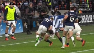 相手のエースに迫力満点、時間差“ダブルタックル”見た目のインパクトがすごい 一般人ならKO不可避