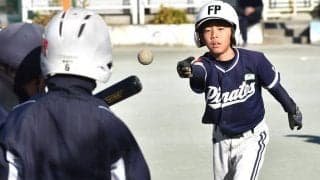 “高反発禁止”で学童野球の戦い方はどうなる？　長打を求めながらも必要な「3段階打撃」