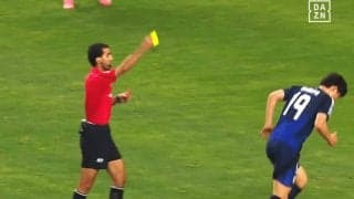 「また中東の笛…」日本代表DFが“不可解すぎるイエローカード”被害で物議！「ファウルですらない」「おいおい…」土屋櫂大の好守備が警告→ファンや解説者が苦情【U20アジアカップ】