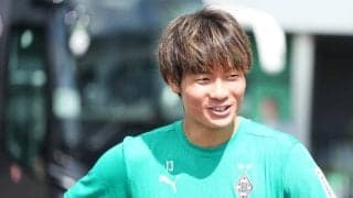 ｢右足ダイレクトで冷静に決めた｣ボルシアMG福田師王が語るブンデス初ゴールとドイツ代表のライバル｢自分のほうができる｣ゴール前の勝負