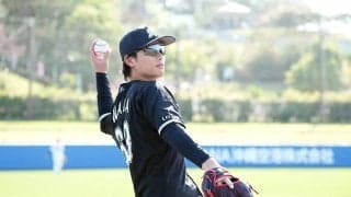 “忍び寄る”俊足好捕にファン興奮「やばすぎる」　ガッツ溢れる美技に「何というキャッチ」