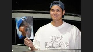 大谷翔平「ちょっと厄介だ」　ド軍監督からイタズラ喰らう…愛車から大量ボールに苦笑い