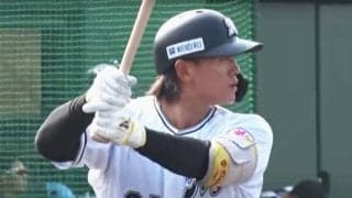 和製大砲候補の一撃は「そのスイングで入るんか」　覚醒期待の22歳が「やばすぎるって」