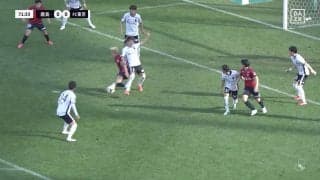 「主審みながらニッコニコじゃないすか」鹿島・鈴木優磨が元日本代表DFのファウルを誘発「絶妙に身体を入れた」「こういうところ上手いよな」巧みな駆け引きからPKを獲得した瞬間