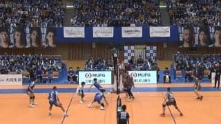 バレーボールで“右足美技” リフティングレシーブ→豪快スパイク 漫画のような展開にファン歓喜