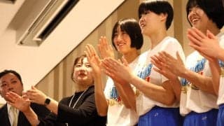 共栄学園高の春高優勝を350人超えの関係者で祝う 秋本美空は「応援してくれていたんだ、と実感」