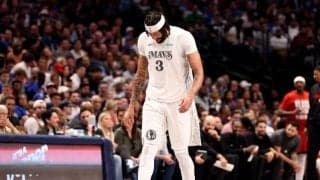 衝撃トレードに言及のレイカーズオーナー、デイビスに嫌味？「文句を言っていた」