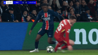 えっ、倍速映像！？ PSG最強ドリブラーの“超人突破”にファン衝撃「デンベレ神」「化け物や」「えぐいてぇ…」リヴァプール２選手を瞬殺した瞬間