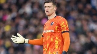 無謀なハイキックチャレンジでマテタを負傷させたミルウォールGKが6試合の出場停止処分に