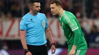 レバークーゼンで負傷のノイアーが数週間の離脱に…GKウルビヒのブンデスデビューが濃厚に