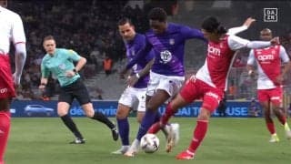 一体何した？南野拓実、2人相手にゴリゴリ超強気ドリブル→巧妙過ぎる縦パスでチャンスを演出「いい崩し」「モナコの王だからな」