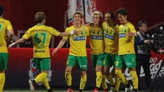 千葉がクラブ史上初の開幕4連勝で首位浮上! 札幌が早々のGK交代アクシデントもあり泥沼4連敗…3連敗中の鳥栖も追いつかれドロー、山形は秋田と打ち合い連敗ストップ【明治安田J2第4節】