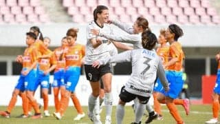 I神戸がカルロタ・スアレスのPK弾で首位返り咲き！ 東京NB＆浦和の上位2チームが揃ってドロー、EL埼玉は4発大勝で7位浮上【SOMPO WEリーグ】