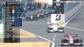 「大運動会きた！」“大混雑”全車両がピットイン！豪運すぎる昨季王者が表彰台圏内に急浮上！？視聴者大興奮「ラッキーすぎるw」「春のピット祭りw」