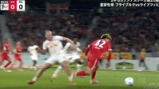 はええええ！ 堂安律、一瞬で相手をぶっちぎる“爆速ドリブル”炸裂の瞬間　ワンフェイント→急加速して縦突破… ゴール前で見せた“超絶テクニック”