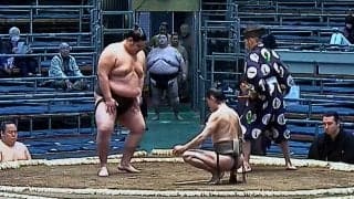 「50キロ台目前やん」最小兵力士、先場所よりまさかの減量にファン困惑 土俵に叩きつけられ「痛そう」「やられたぁ」悲痛な声も