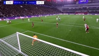 衝撃！ ドイツの至宝、“神業ダブルタッチ”が「意味がわからない」「えぐすぎるって笑」「何回でも見れる」ムシアラが“踊るようなドリブル”で突破した瞬間